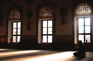 بطاقات الصباح - اغتنام آخر ساعة من يوم الجمعة بالدعاء